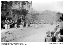 Unbekannte Bürgerwehr in napoleonischen Uniformen beim Mannheimer Trachtenfest 1932.; Kennung: Album_Oald_Bensem_und_Buergerwehr_Bild_0054