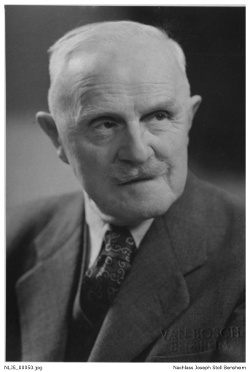 Joseph Stoll (24. Januar 1879 - 27. September 1956) um 1956